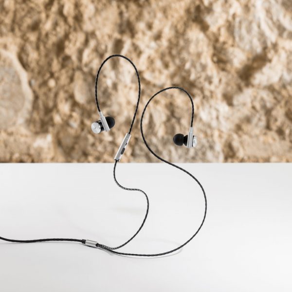 VIBRATION. Słuchawki z mikrofonem wykonane z metalu i ABS P037890S ST-97923-107