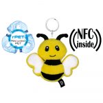 Pluszowa pszczoła RPET z chipem NFC, brelok | Zibee P010340X