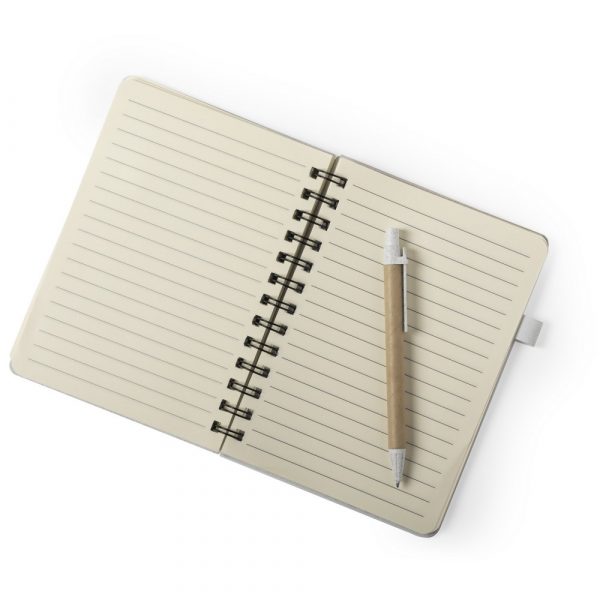 Notatnik ok. A5 ze słomy pszenicznej, długopis P009251X AX-V0205-00