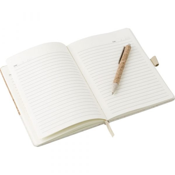 Notatnik ok. A5 z długopisem P009868X AX-V0216-16