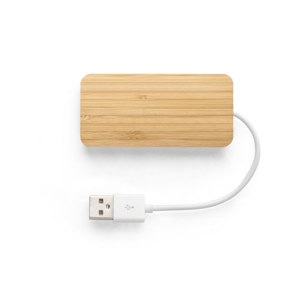 MOSER. HUB z 2 portami USB-A i 1 portem USB-C z bambusa P046687S