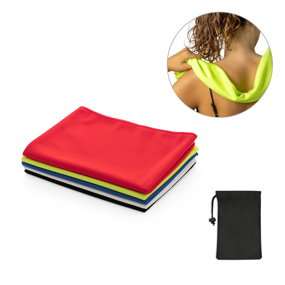 BERNAL. Ręcznik chłodzący sportowym, z poliestru z recyklingu (100% rPET) z pokrowcem z non-woven P041308S ST-99969-W