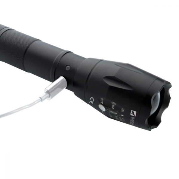 Latarka DELGADA Schwarzwolf P086504K