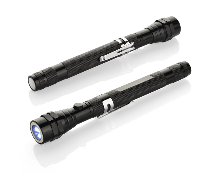 Latarka z magnesem ITI P003191A AS-29125