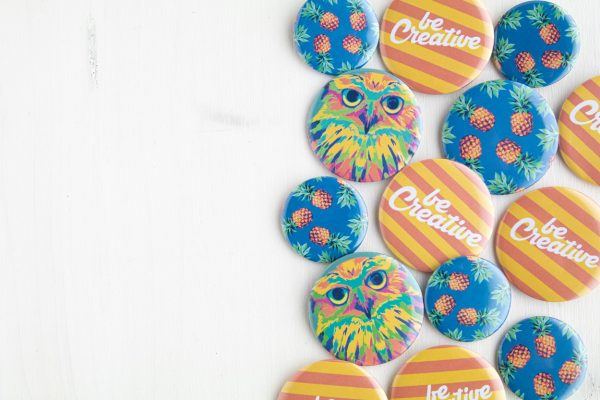 Pin / przypinka P112990D