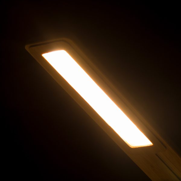 Wielofunkcyjna lampa biurkowa P120393D