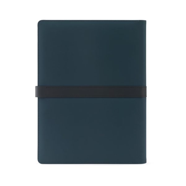 SANDERSON FOLDER. Teczka A4 z PU (50% z recyklingu) z magnetycznym zamknięciem i notatnikiem ze stronami w linie P122206S